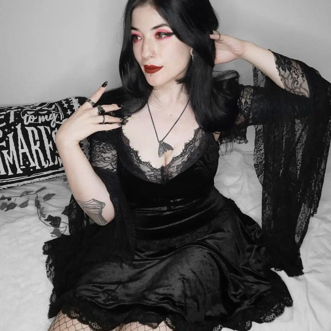 Goth Cross Lace Hem Velet Pleated Skirts