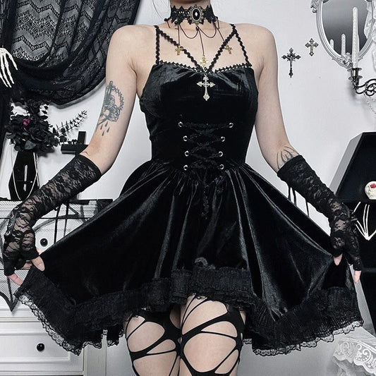 Gothic Lacing-up Lace-trimmed Velvet Short Dress Graduation Dress