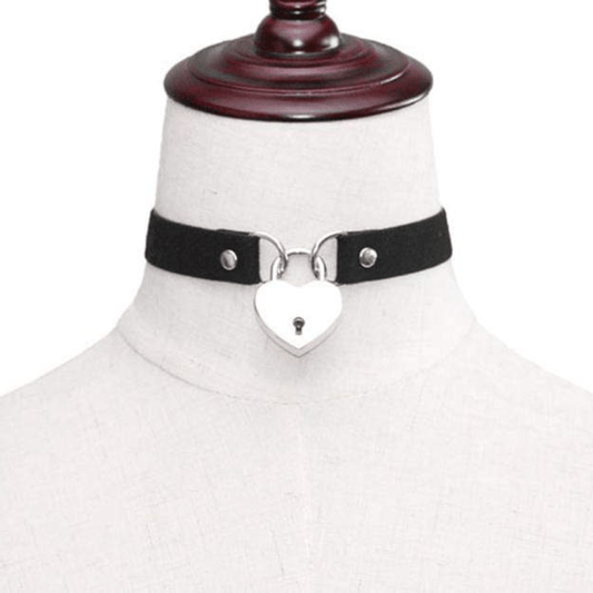 Goth Velvet Heart Lock Choker Necklace With Key